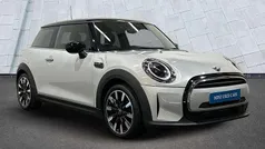 Silver Used 2022 Mini Cooper Exclusive Hatchback | £20,000 (Fair price)