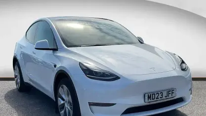 Used Tesla Model Y Long Range AWD 286 kW (389 HP) 2025 SUV