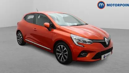 Used Renault Clio V Iconic 101 HP (74 kW) 2020 Orange Hatchback