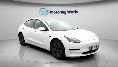 Used Tesla Model 3 RWD 222 kW (302 HP) 2022 White Sedan