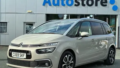 Used Citroën C4 SpaceTourer Feel 131 HP (96 kW) 2019 Beige MPV