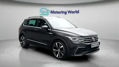 Used VW Tiguan R-line 150 HP (110 kW) 2023 Black SUV