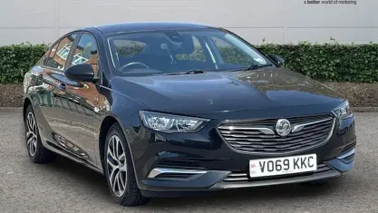 Used Vauxhall Insignia Design Edition 110 HP (80 kW) 2020 Hatchback