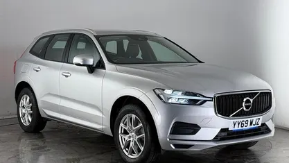 Silver Used 2020 Volvo XC60 Momentum SUV | £25,250 (Super price)