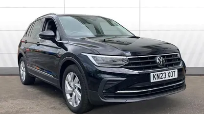 Usado VW Tiguan Life 150 HP (110 kW) 2023 SUV