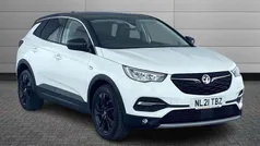 Pearl white Used 2021 Vauxhall Grandland X SRi SUV | £12,475 (Good price)