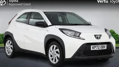 Używany Toyota Aygo X PURE 72 KM (52 kW) 2025 SUV
