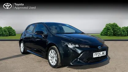 Used Toyota Corolla 140 HP (102 kW) 2025 Hatchback