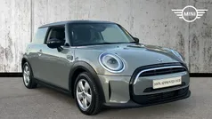 Moonwalk grey Used 2022 Mini Cooper Classic Hatchback | £16,935 (Fair price)