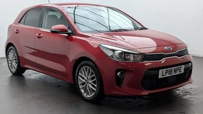 Used Kia Rio 99 HP (72 kW) 2018 Red Hatchback
