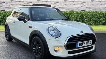 Used 2017 Mini Cooper Hatch Hatchback | £8,600 (Super price)