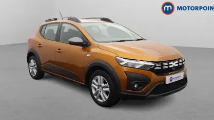 Used Dacia Sandero Expression 91 HP (66 kW) 2023 Orange Hatchback