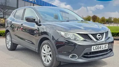Used Nissan Qashqai Acenta Premium 110 HP (80 kW) 2014 Black SUV