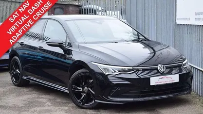 Used VW Golf VIII R-line 150 HP (110 kW) 2024 Hatchback