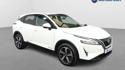 White Used 2022 Nissan Qashqai N-Connecta SUV | £18,949 (Good price)