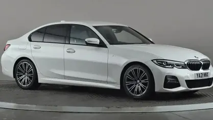 Usado BMW 320 M Sport 190 CV (139 kW) 2021 Blanco Berlina