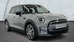 Used 2022 Mini Cooper Exclusive Hatchback | £16,700 (Fair price)
