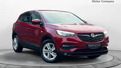 Used Vauxhall Grandland X S 131 HP (96 kW) 2019 Red SUV
