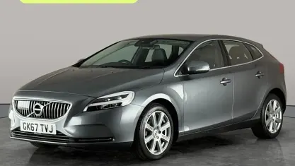 Usado Volvo V40 Inscription 120 CV (88 kW) 2019 Utilitario