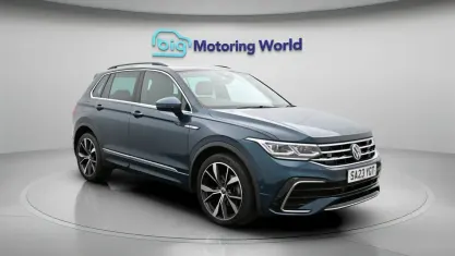 Used VW Tiguan R-line 150 HP (110 kW) 2023 Blue SUV