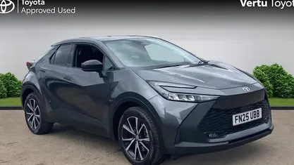 Used Toyota C-HR Design 223 HP (164 kW) 2026 SUV