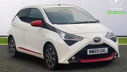 White Used 2020 Toyota Aygo Trend Hatchback | £9,799 (Fair price)