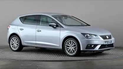 Used Seat Leon SE Dynamic 116 HP (85 kW) 2020 Silver Hatchback
