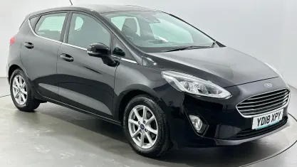Used Ford Fiesta Zetec 86 HP (63 kW) 2018 Black Hatchback