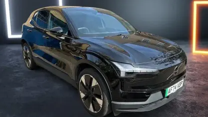 Usado Volvo EX30 Ultra 200 kW (272 CV) 2025 SUV