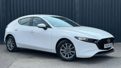 Used Mazda 3 Center-Line 122 HP (89 kW) 2023 White Hatchback