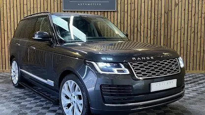 Used 2020 Land Rover Range Rover Vogue SE SUV | £32,000 (Fair price)