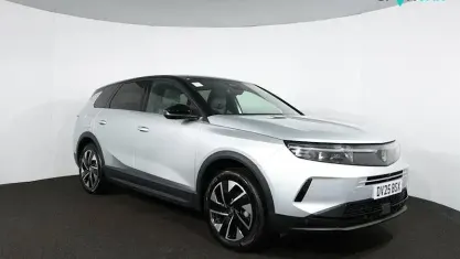 Używany Vauxhall Grandland X Ultimate 136 KM (100 kW) 2025 Szary SUV