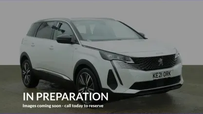 Używany Peugeot 5008 Premium 131 KM (96 kW) 2021 Biały SUV