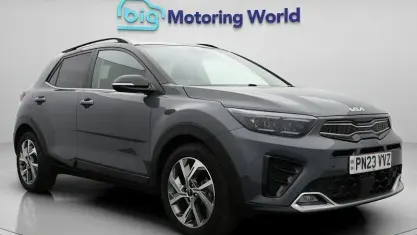 Używany Kia Stonic GT-Line S 120 KM (88 kW) 2023 Szary SUV