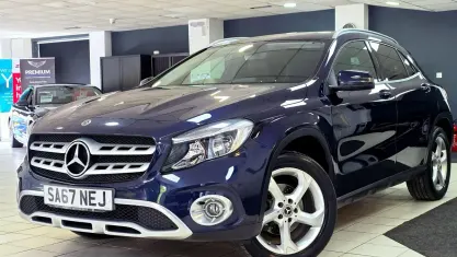 Used Mercedes GLA200 156 HP (114 kW) 2017 Blue SUV