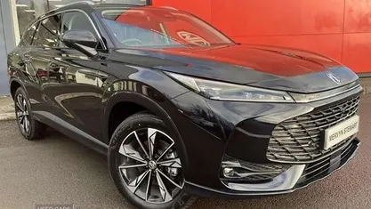 Used 2025 MG HS SE SUV | £21,790 (Fair price)