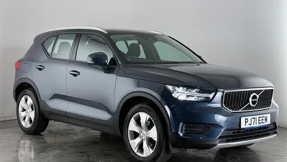 Used Volvo XC40 Momentum 163 HP (119 kW) 2021 Blue SUV
