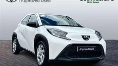 White Used 2023 Toyota Aygo PURE Hatchback | £12,000 (Fair price)