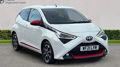 Usado Toyota Aygo Trend 72 CV (52 kW) 2021 Blanco Utilitario