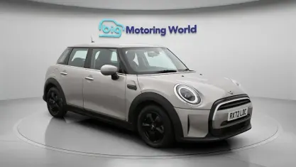 Used Mini Cooper Classic 136 HP (100 kW) 2022 Grey Hatchback