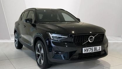 Usado Volvo XC40 Plus 197 CV (144 kW) 2025 SUV