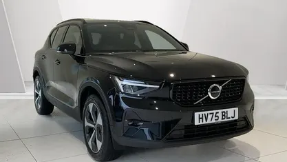 Used Volvo XC40 Plus 197 HP (144 kW) 2025 SUV