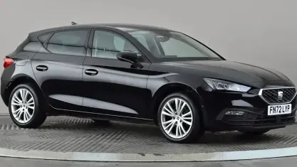 Used Seat Leon SE Dynamic 131 HP (96 kW) 2022 Black Hatchback
