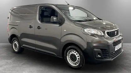 Used Peugeot Expert 122 HP (89 kW) 2021 Van