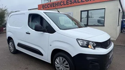 Used Peugeot Partner 102 HP (75 kW) 2021 MPV