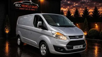 Used Ford Transit Custom Limited 170 HP (125 kW) 2016 Silver Van