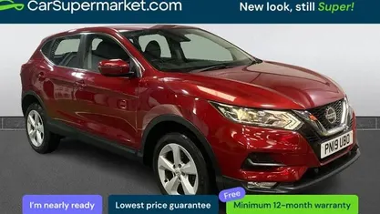 Used Nissan Qashqai Acenta Premium 116 HP (85 kW) 2019 Red SUV