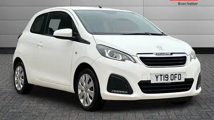 Used Peugeot 108 Active 72 HP (52 kW) 2021 Hatchback