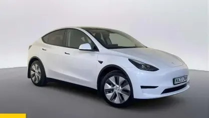 Used Tesla Model Y Standard Range 219 kW (299 HP) 2023 White SUV