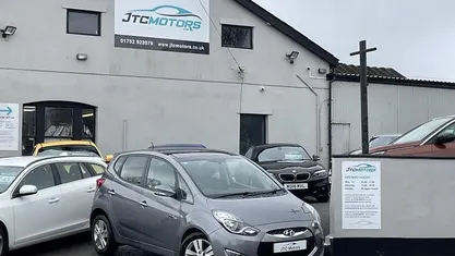 Used Hyundai ix20 Style 116 HP (85 kW) 2015 Grey Hatchback